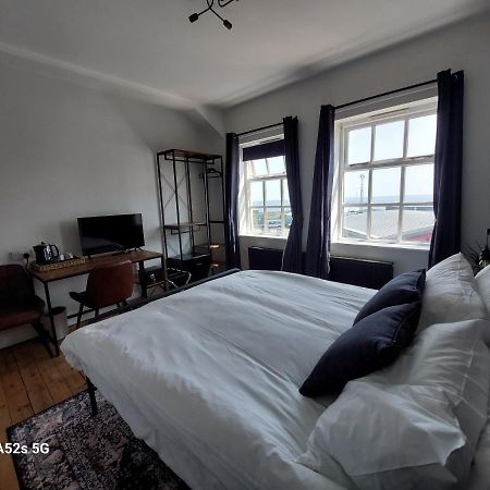 Londonderrys Bar And Accommodation Seaham Eksteriør bilde