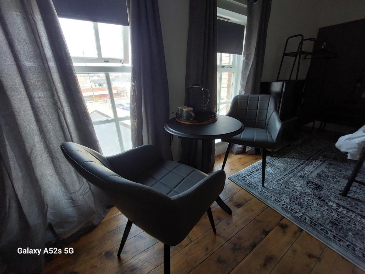 Londonderrys Bar And Accommodation Seaham Eksteriør bilde